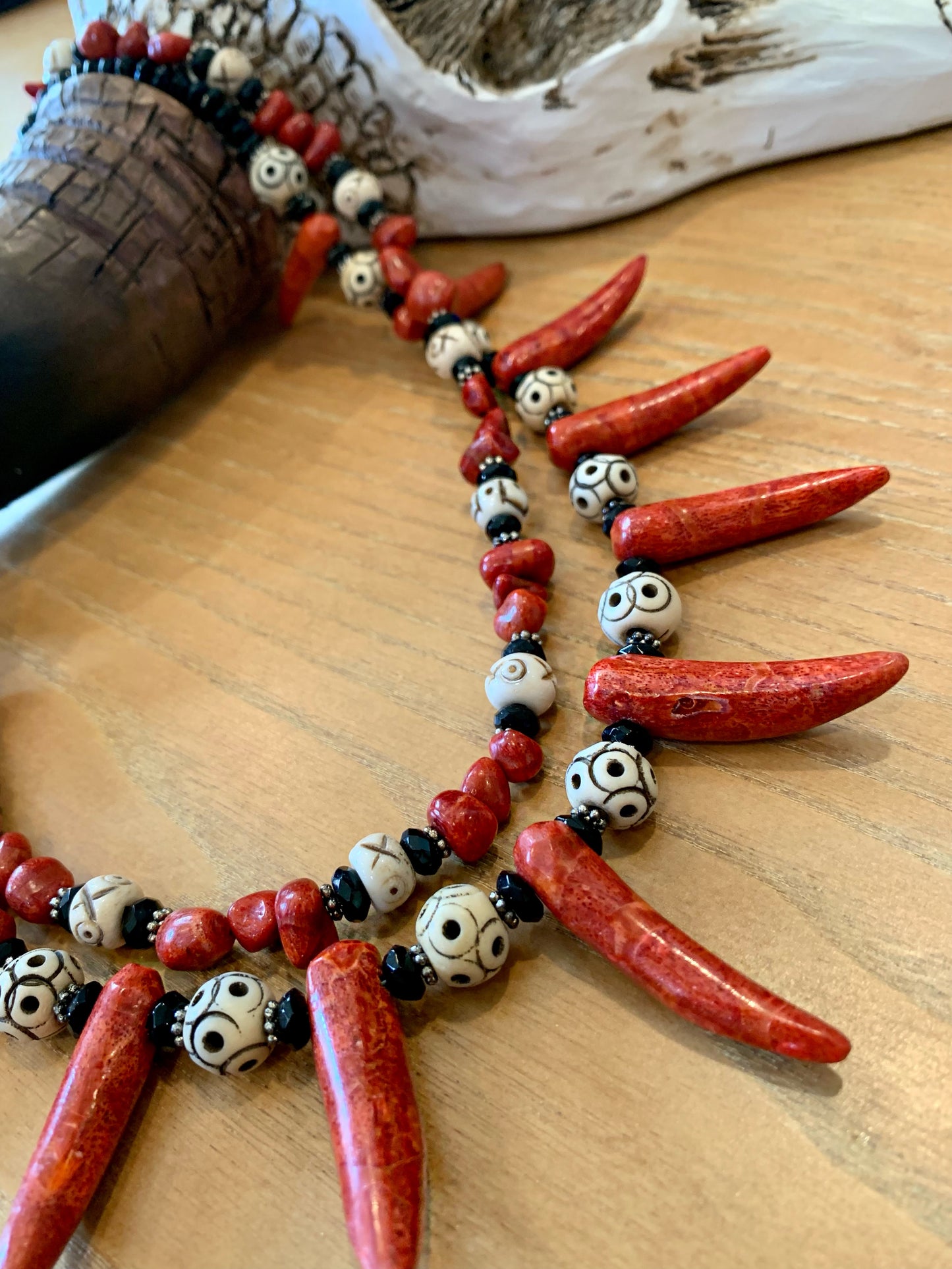 Onyx wood and sponge coral necklace
