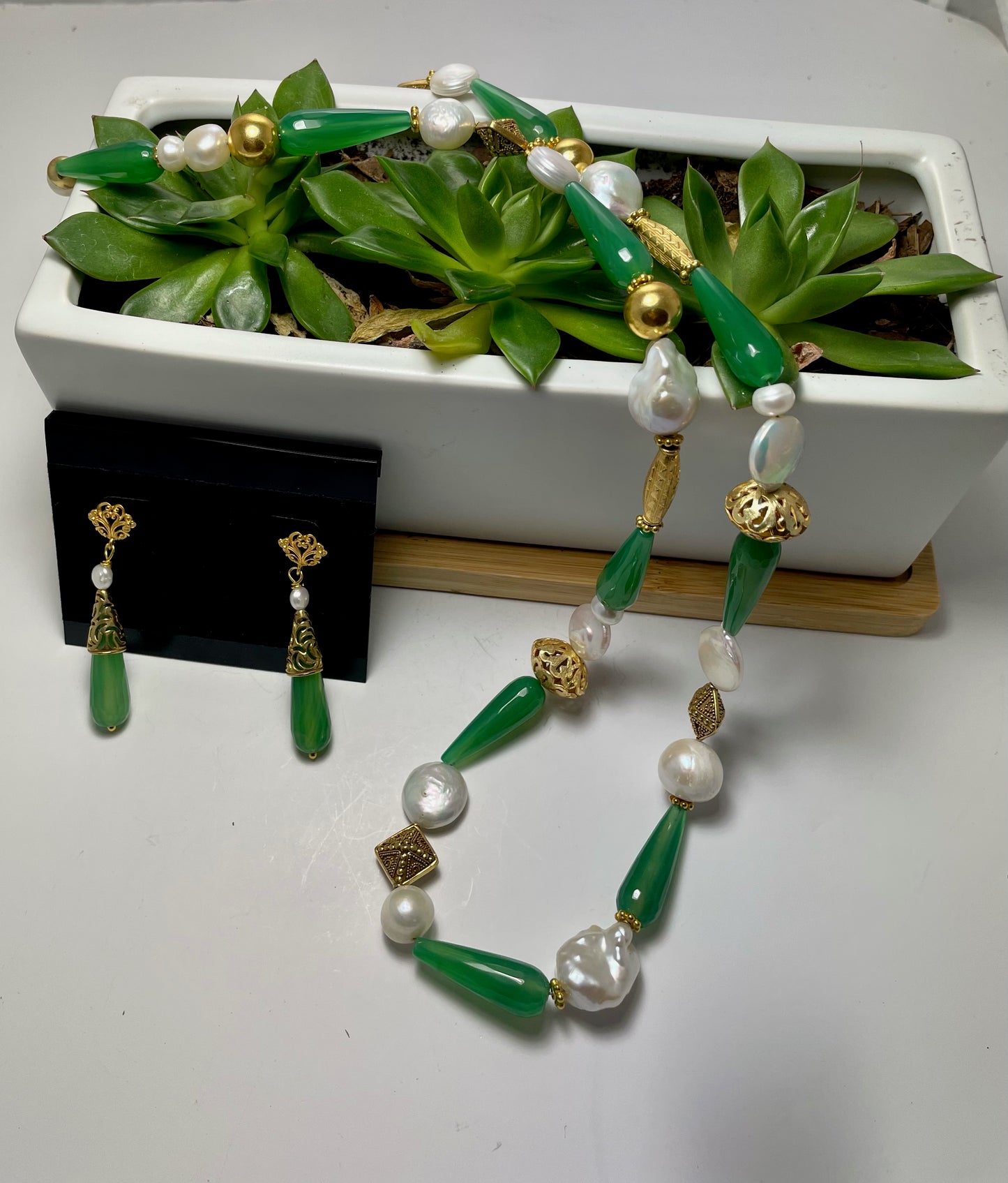 Jade and pearl necklace