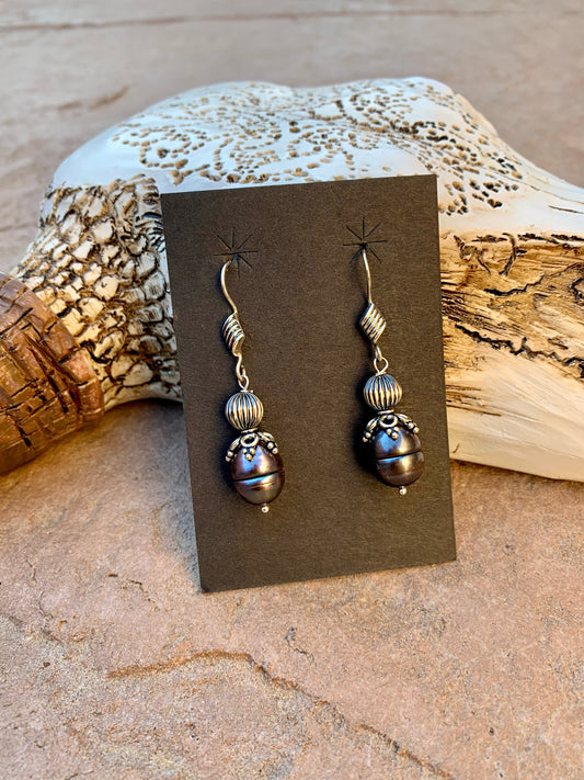 Navajo pearl with pearl and silver wire earrings