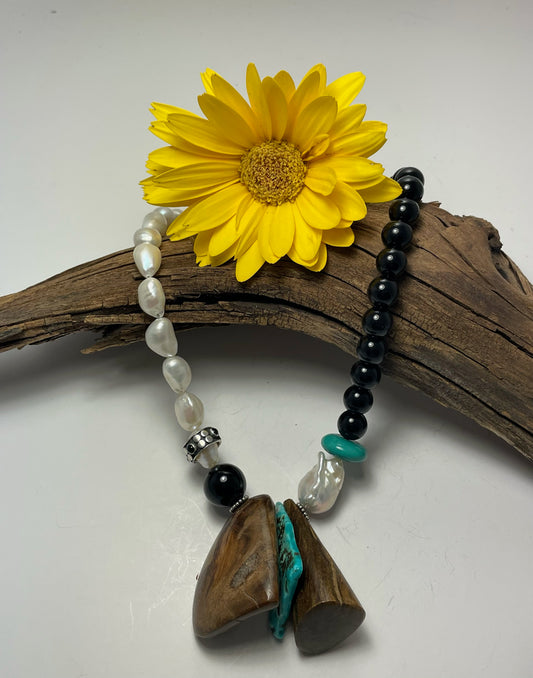 Onyx, pearl, wood and turquoise necklace
