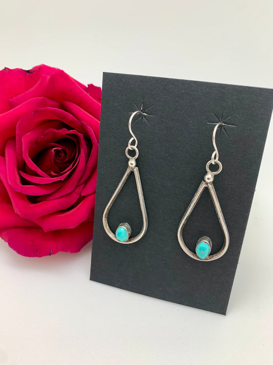 Silver teardrop with turquoise stone