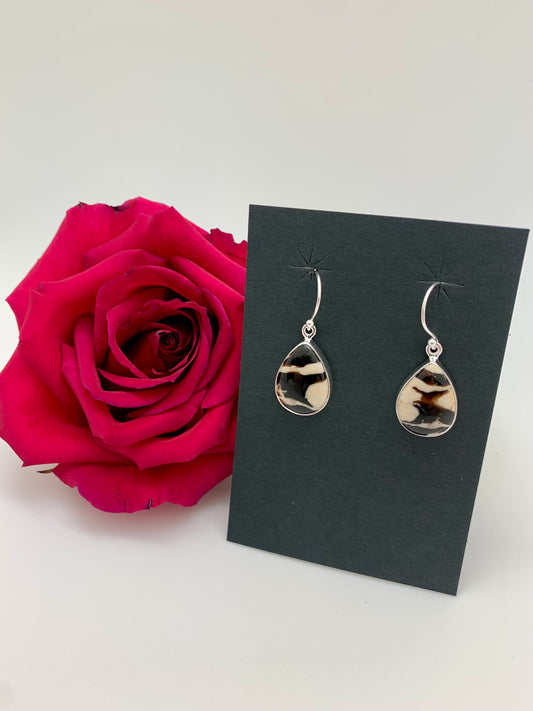 Cream agate earrings