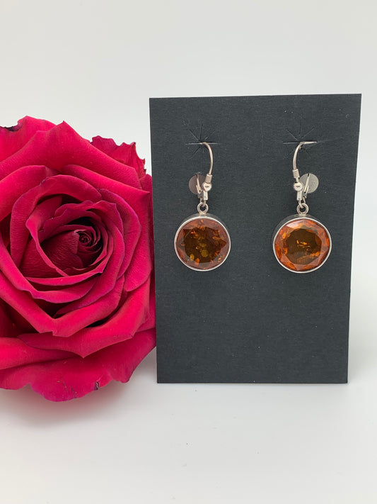 Round amber on sterling silver wires earrings